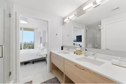 16385  Biscayne Blvd, Unit #2516, North Miami Beach, FL 33160 - Photo 23