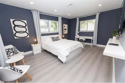 475 NE 142nd St, North Miami, FL 33161 - Photo 13