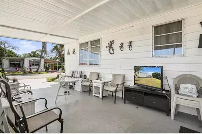 2001 SW 84th Ave, Davie, FL 33324 - Photo 13