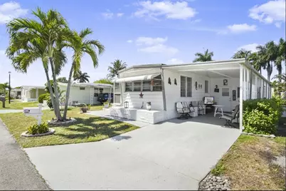 2001 SW 84th Ave, Davie, FL 33324 - Photo 11