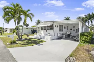 2001 SW 84th Ave, Davie, FL 33324 - Photo 11