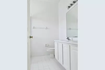 10589 NW 56th Pl, Coral Springs, FL 33076 - Photo 35