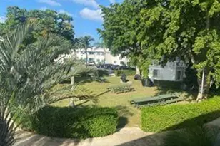 1821 NE 62nd St, Fort Lauderdale, FL 33308 - Photo 1