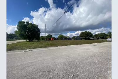 Nw 19  Ave, Pompano Beach, FL 33069 - Photo 9