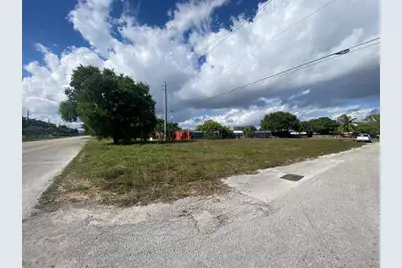 Nw 19  Ave, Pompano Beach, FL 33069 - Photo 5