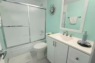 4117 Bougainvilla Dr, Lauderdale by the Sea, FL 33308 - Photo 9