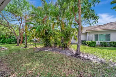 4746 SW 12th Pl, Deerfield Beach, FL 33442 - Photo 35