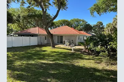 1200  Poitras Dr, Vero Beach, FL 32963 - Photo 21