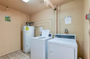 9380 Sunrise Lakes Blvd, Sunrise, FL 33322 - Photo 19