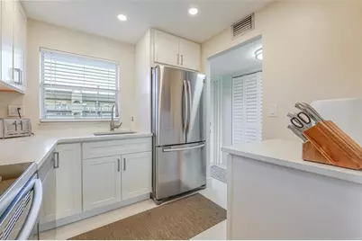 9380  Sunrise Lakes Blvd, Unit #207, Sunrise, FL 33322 - Photo 9