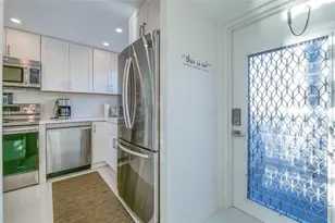 9380 Sunrise Lakes Blvd, Sunrise, FL 33322 - Photo 11