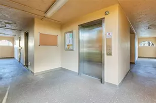 9380 Sunrise Lakes Blvd, Sunrise, FL 33322 - Photo 21