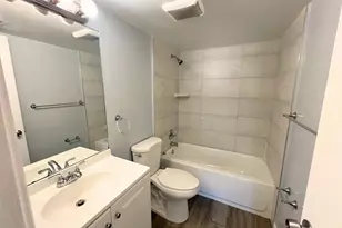 843 Twin Lakes Dr, Coral Springs, FL 33071 - Photo 11