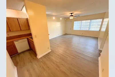 843  Twin Lakes Dr, Unit #30B, Coral Springs, FL 33071 - Photo 7