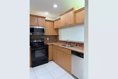 10701 NW 14th St, Unit #263, Plantation, FL 33322 - Photo 9