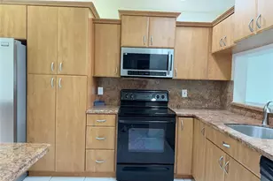 10701 NW 14th St, Plantation, FL 33322 - Photo 7