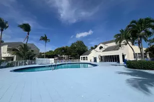 3405 NW 44th St, Lauderdale Lakes, FL 33309 - Photo 13