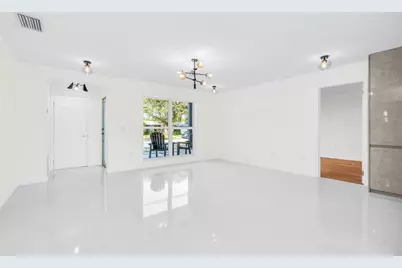 11450 NW 32nd Pl, Sunrise, FL 33323 - Photo 3