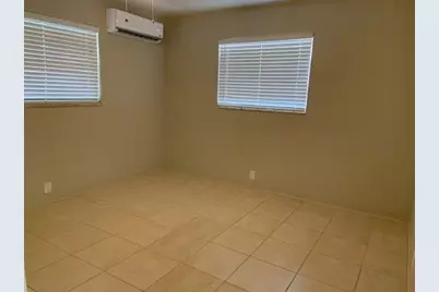 4250 NW 21st Ave, Fort Lauderdale, FL 33309 - Photo 5