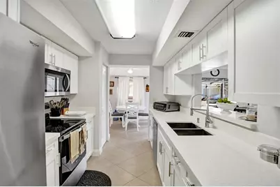 11694 NW 20th Dr, Unit #11694, Coral Springs, FL 33071 - Photo 9