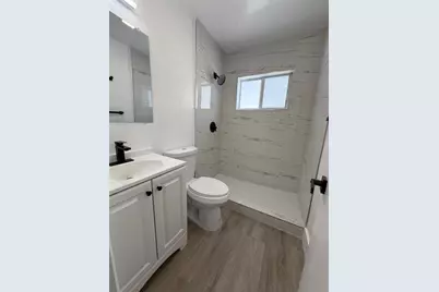 236 SW 7th St, Dania Beach, FL 33004 - Photo 11