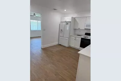 236 SW 7th St, Dania Beach, FL 33004 - Photo 17