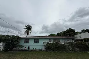 1028 NW 24th St, Miami, FL 33127 - Photo 17