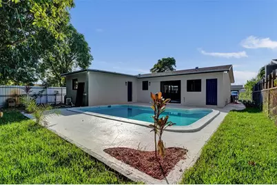 2331  Nassau Dr, Miramar, FL 33023 - Photo 45