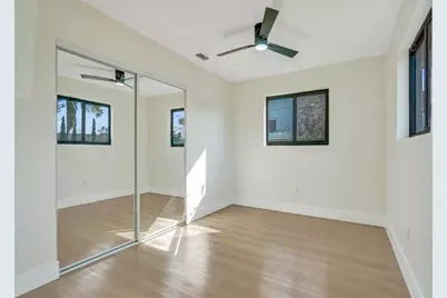 2331  Nassau Dr, Miramar, FL 33023 - Photo 17