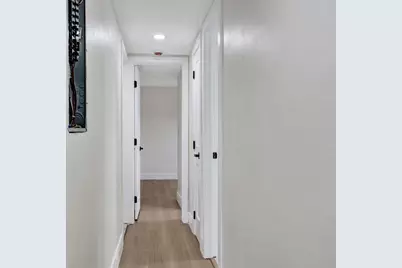 2331  Nassau Dr, Miramar, FL 33023 - Photo 31