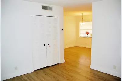 4770 NW 10th Ct, Unit #312, Plantation, FL 33313 - Photo 7