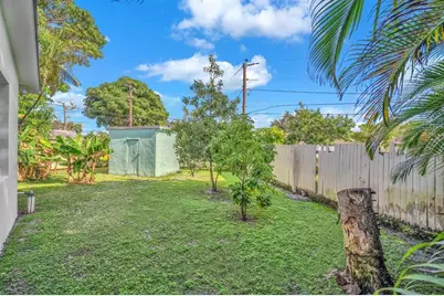 3308  El Vedado Ct, West Palm Beach, FL 33405 - Photo 5