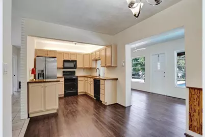 1801 NE 23rd Ave, Fort Lauderdale, FL 33305 - Photo 21