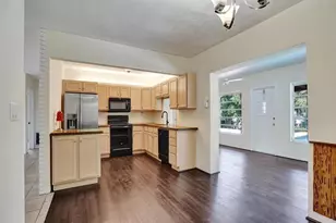 1801 NE 23rd Ave, Fort Lauderdale, FL 33305 - Photo 21