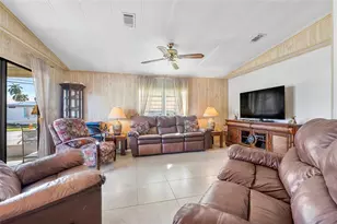 8600 SW 16th Pl, Davie, FL 33324 - Photo 5