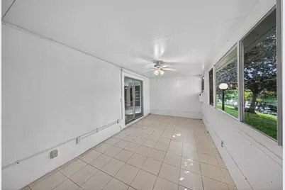 1460 NW 70th Ter, Margate, FL 33063 - Photo 17