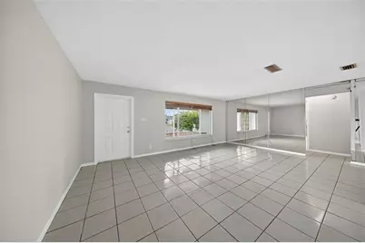 1460 NW 70th Ter, Margate, FL 33063 - Photo 9