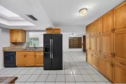 1460 NW 70th Ter, Margate, FL 33063 - Photo 21