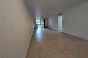 1800 Sans Souci Blvd Unit, North Miami, FL 33181 - Photo 5