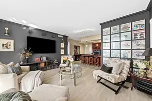 347 N New River Dr E, Fort Lauderdale, FL 33301 - Photo 9