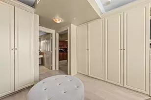 347 N New River Dr E, Fort Lauderdale, FL 33301 - Photo 15