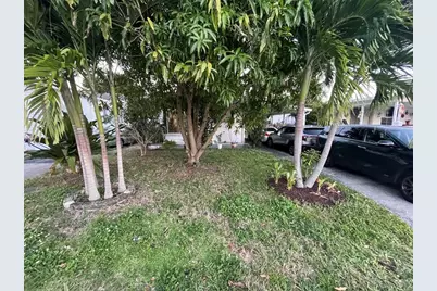 5580 SW 32nd Ter, Fort Lauderdale, FL 33312 - Photo 3