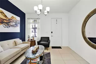 805 NE 191st St, Miami, FL 33179 - Photo 3