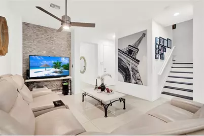 805 NE 191st St, Miami, FL 33179 - Photo 9