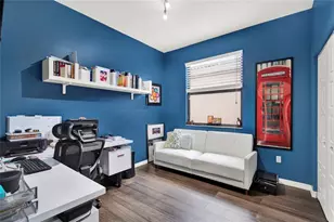 805 NE 191st St, Miami, FL 33179 - Photo 21