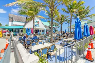 210 NE 40th St, Oakland Park, FL 33334 - Photo 11