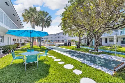 238  Hibiscus Ave, Unit #119, Lauderdale by the Sea, FL 33308 - Photo 17