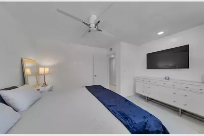 238  Hibiscus Ave, Unit #119, Lauderdale by the Sea, FL 33308 - Photo 13