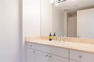 20201 E Country Club Dr, Aventura, FL 33180 - Photo 45