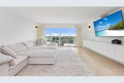 20201 E Country Club Dr, Unit #706, Aventura, FL 33180 - Photo 1